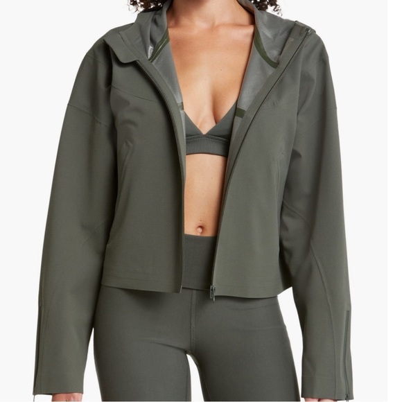 NWT Alo Enhancesce Bonded Hooded Jacket in Cacktus Green Size: Small - Picture 1 of 7